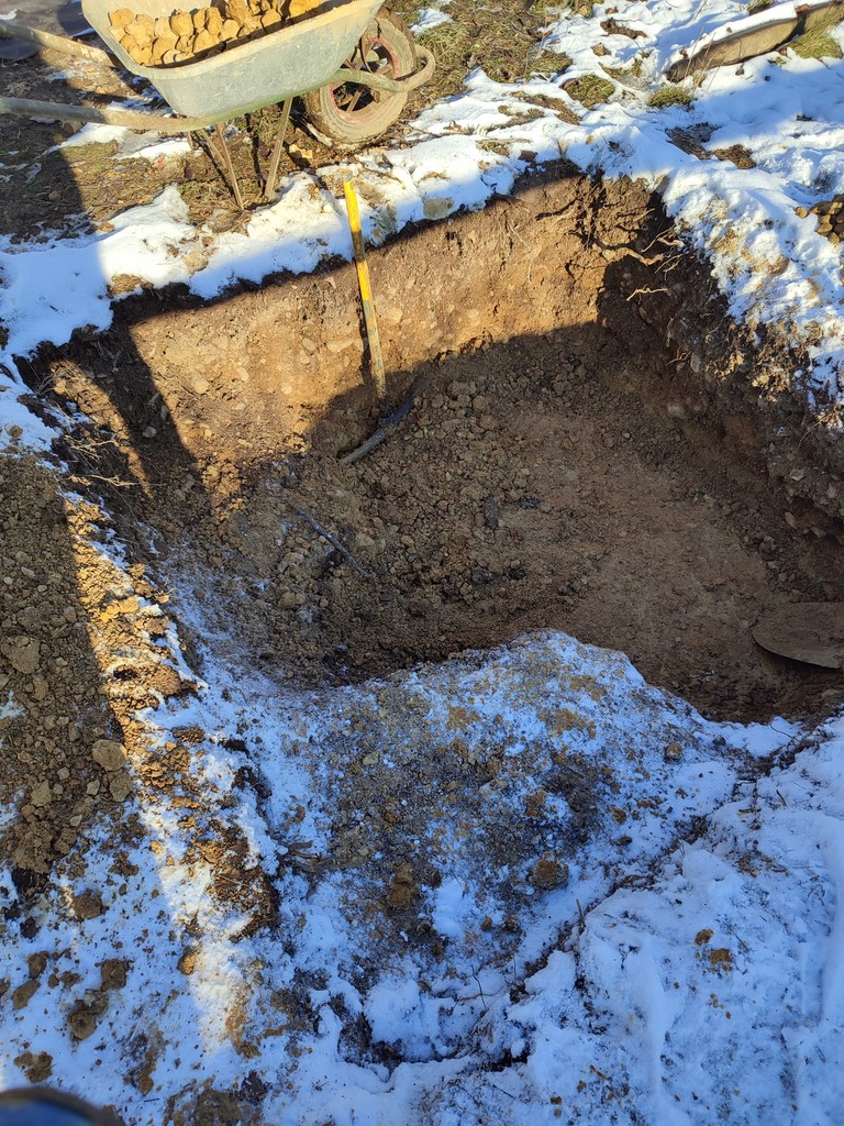 Terrassement pour la fabrication d'un affût semi-enterré Ivan Le Roux Photographie