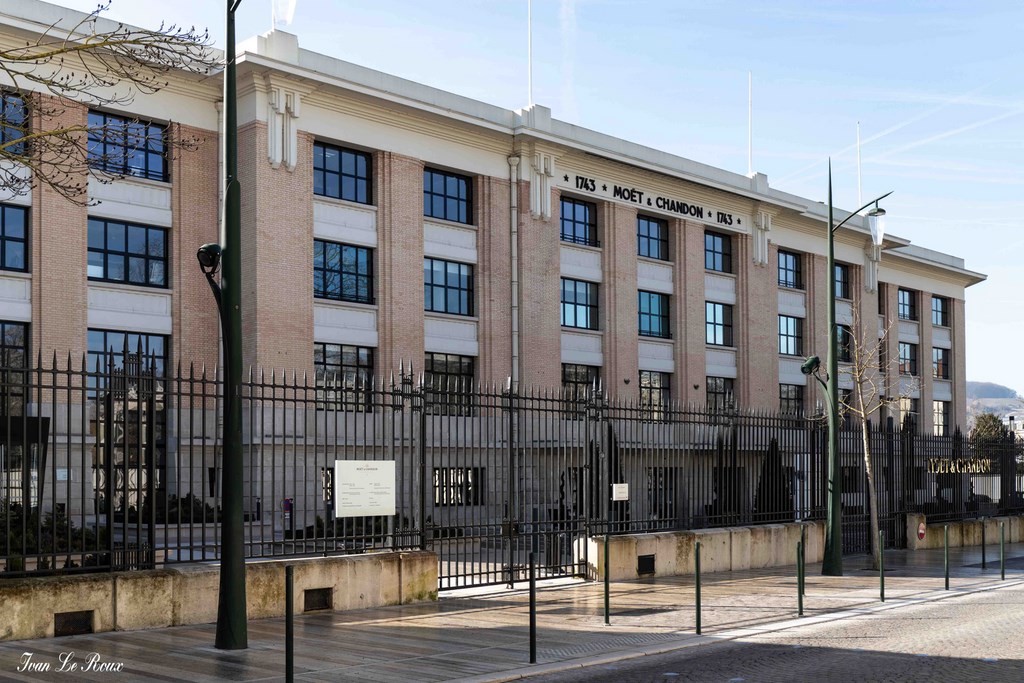 Avenue de Champagne, Epernay (51) Moët & Chandon