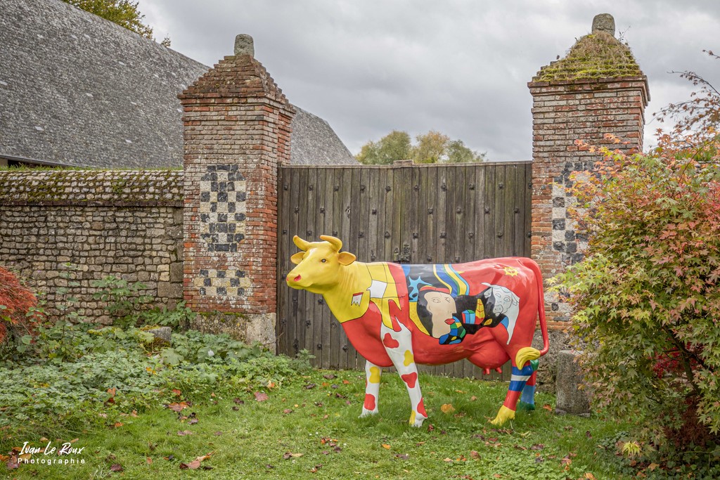 Château de Vascœuil (27) - La Vache "Picowso" d'Annalie Dempsey - 2021