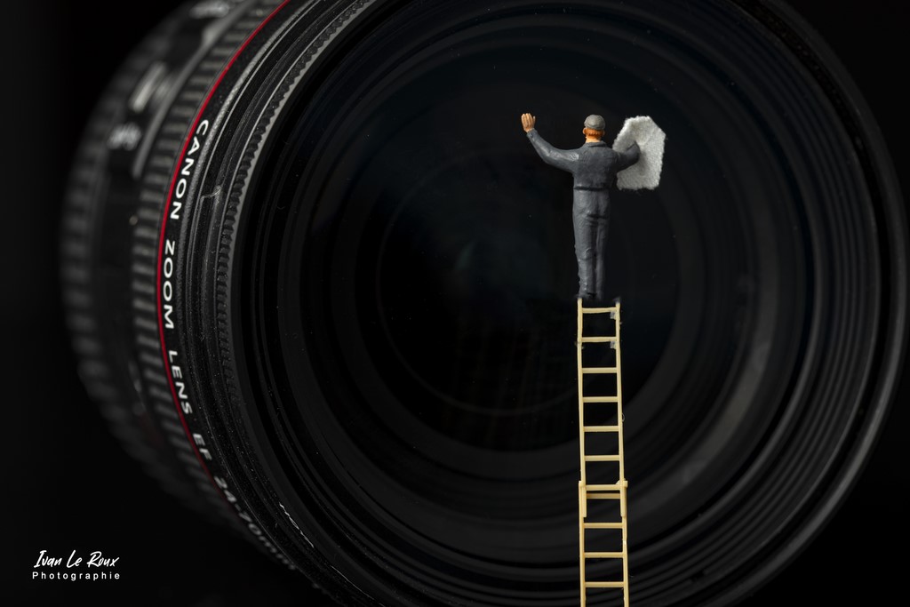 Technicien Canon nettoyeur d'objectifs - 2021 - figurine miniature - Ivan Le Roux - Eure- Normandie