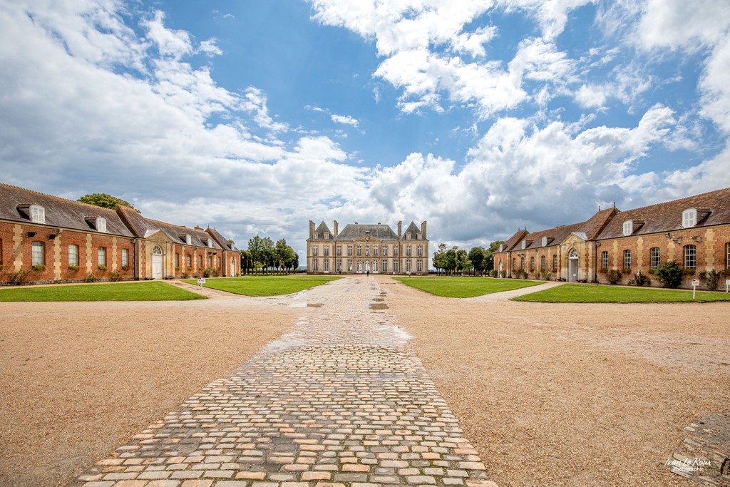 Le Haras national du Pin (61) - 2023 -Canon EOS 5D Mark IV, EF 16/35mm f/4L IS USM ILR photographie Ivan Le Roux Normandie