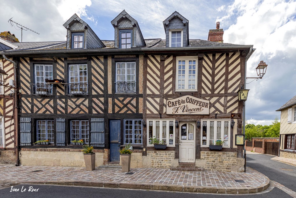 Beuvron-en-Auge - Café du coiffeur (Calvados 14) - 2021