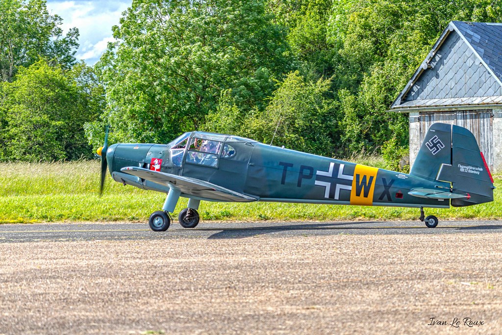 Commémorations du débarquement - Avion Allemand