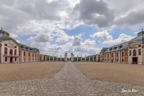 Cour du Château du Champ de Bataille - 2021 - Photos Ivan Le Roux  - Normandie - Eure - Jacques Garcia